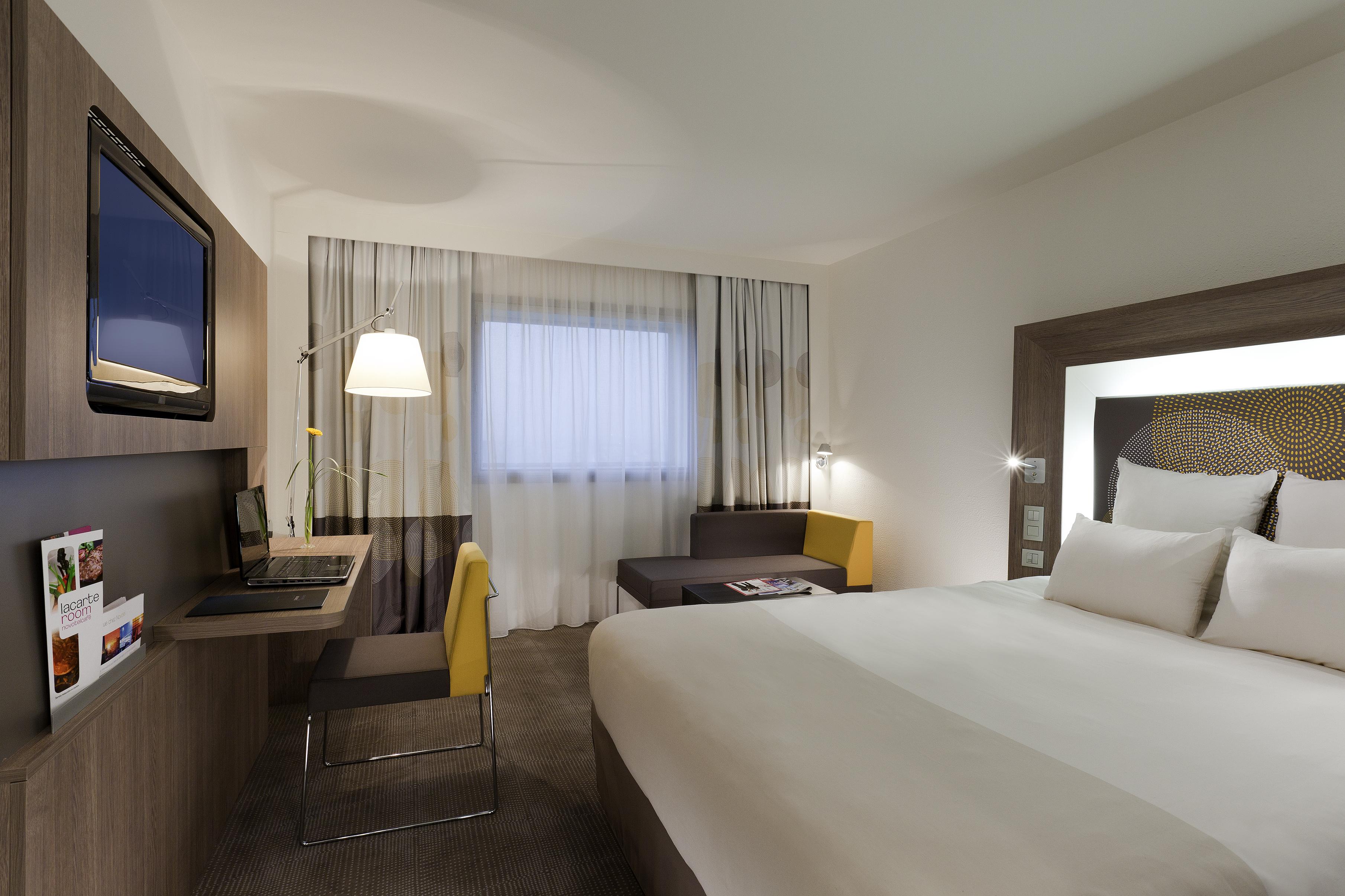 Hotel Novotel Paris La Defense Esplanade Courbevoie