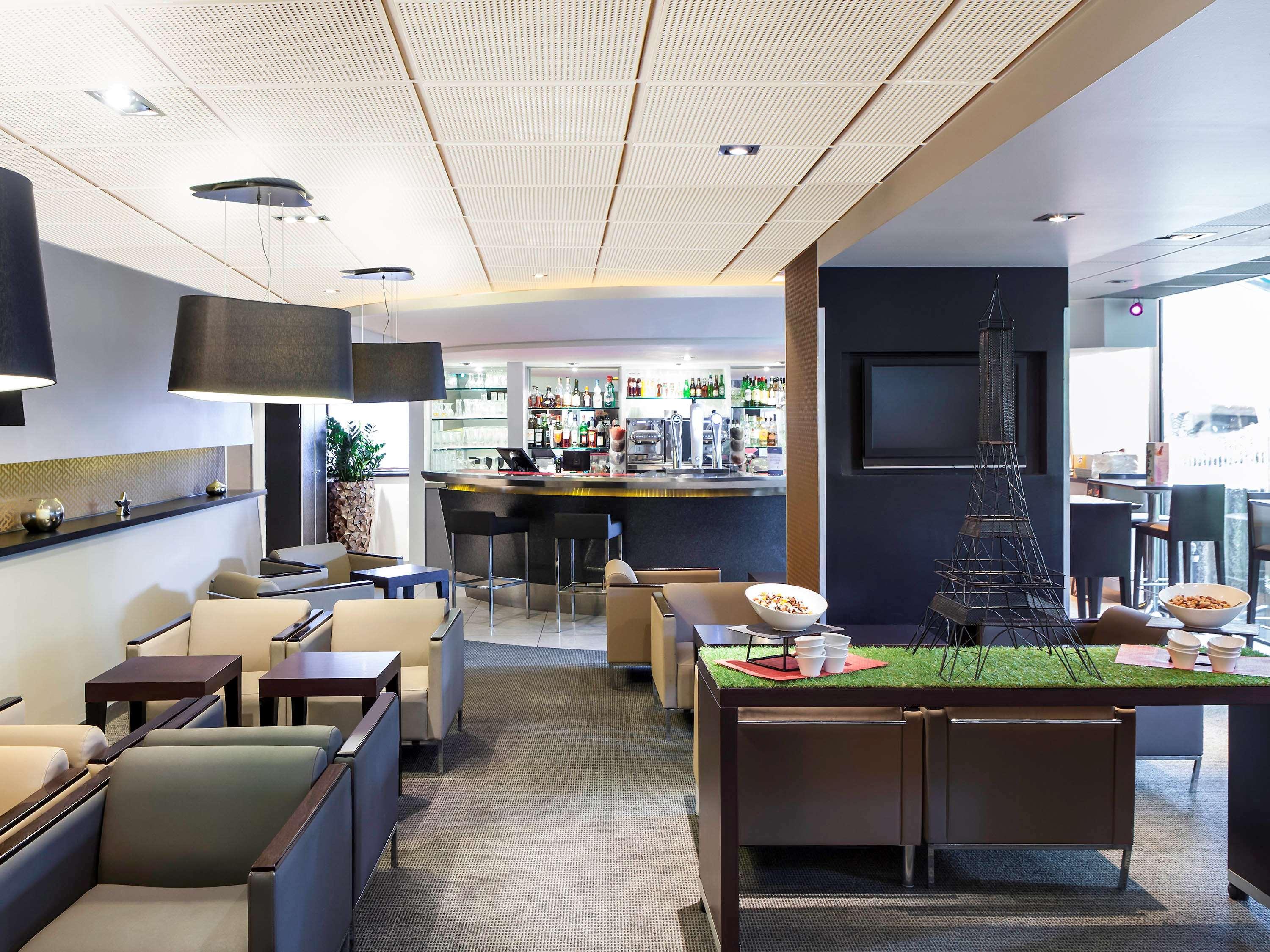 Novotel Paris La Defense Esplanade Hotel 4*