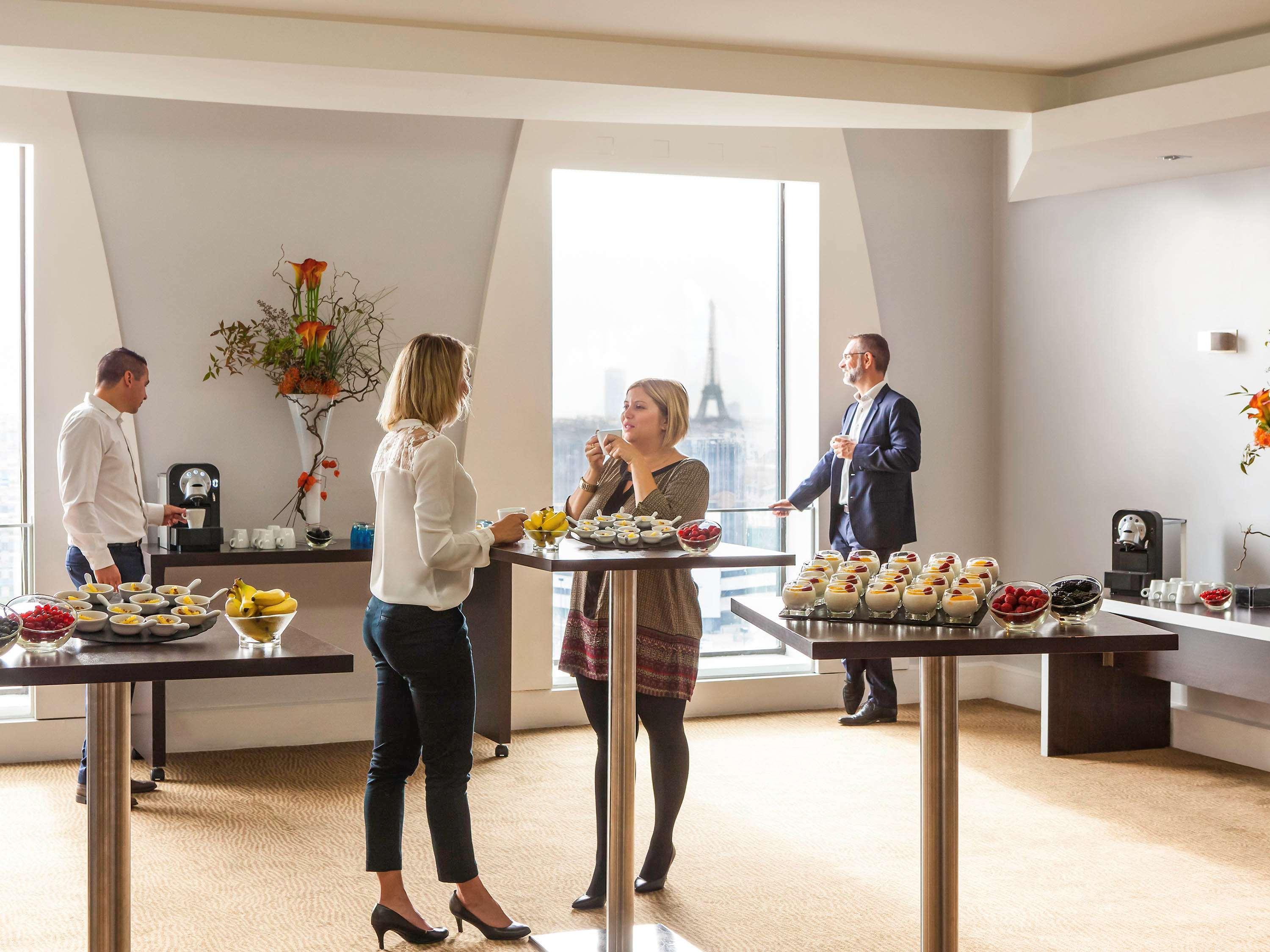 Novotel Paris La Defense Esplanade Hotel