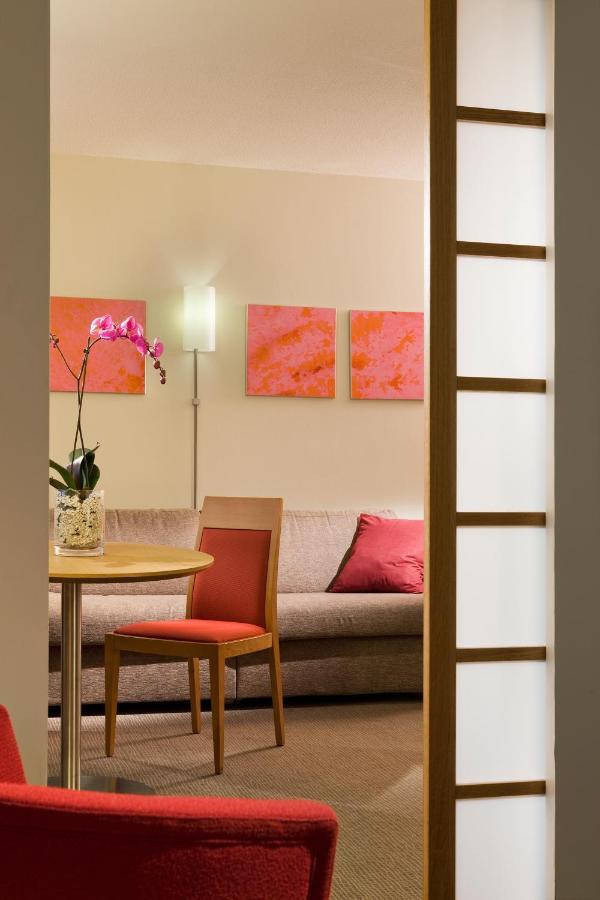 Novotel Paris La Defense Esplanade 4* Courbevoie
