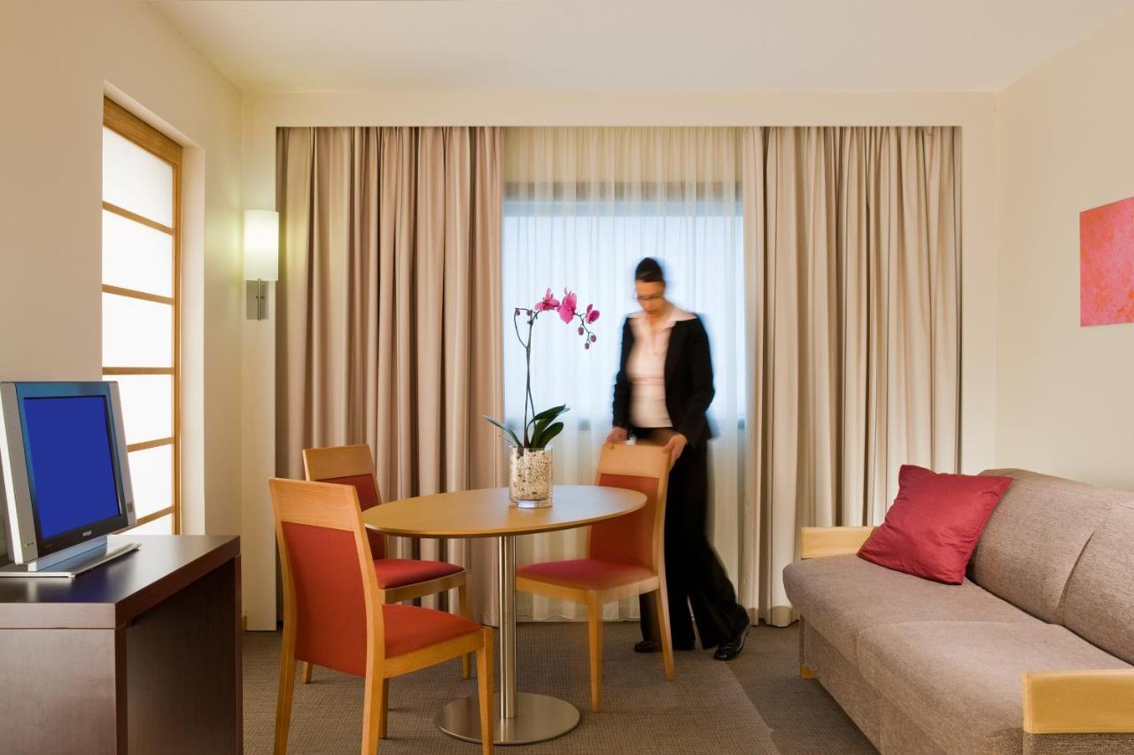 Novotel Paris La Defense Esplanade Courbevoie
