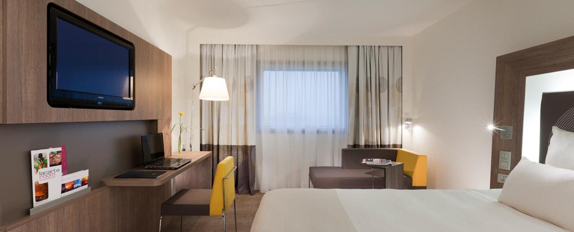 Novotel Paris La Defense Esplanade 4*