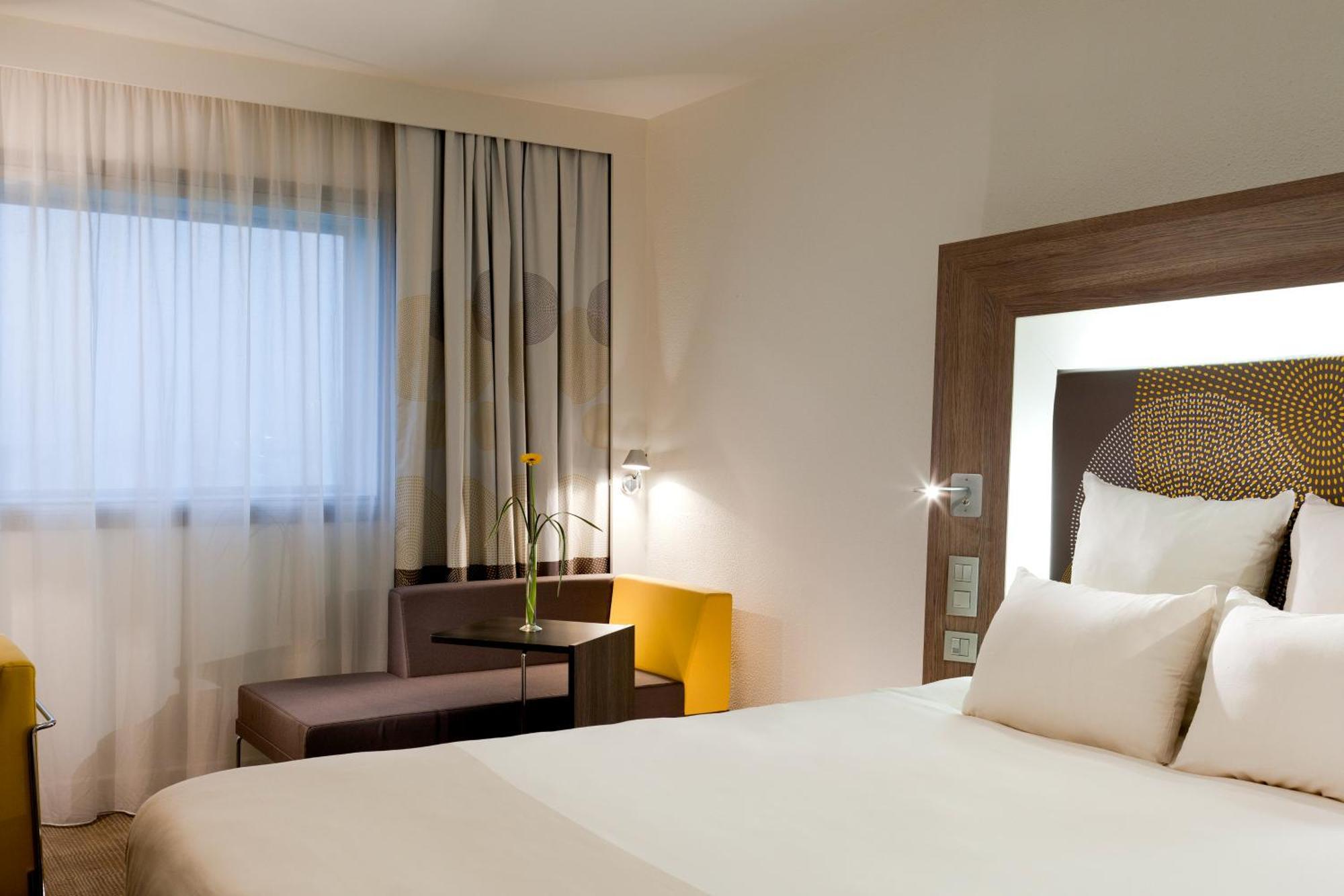 Hotel Novotel Paris La Defense Esplanade Courbevoie