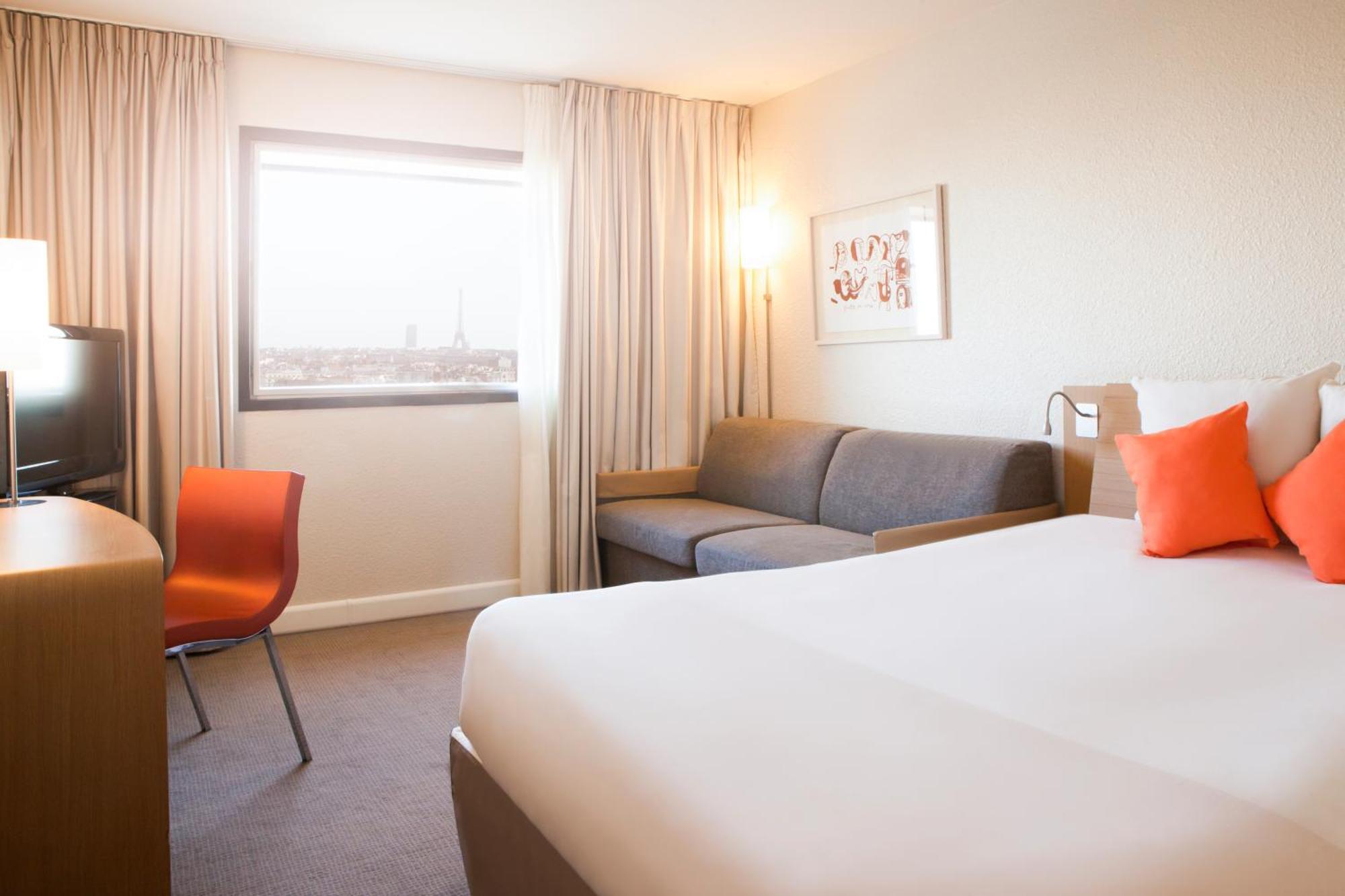 Novotel Paris La Defense Esplanade 4*
