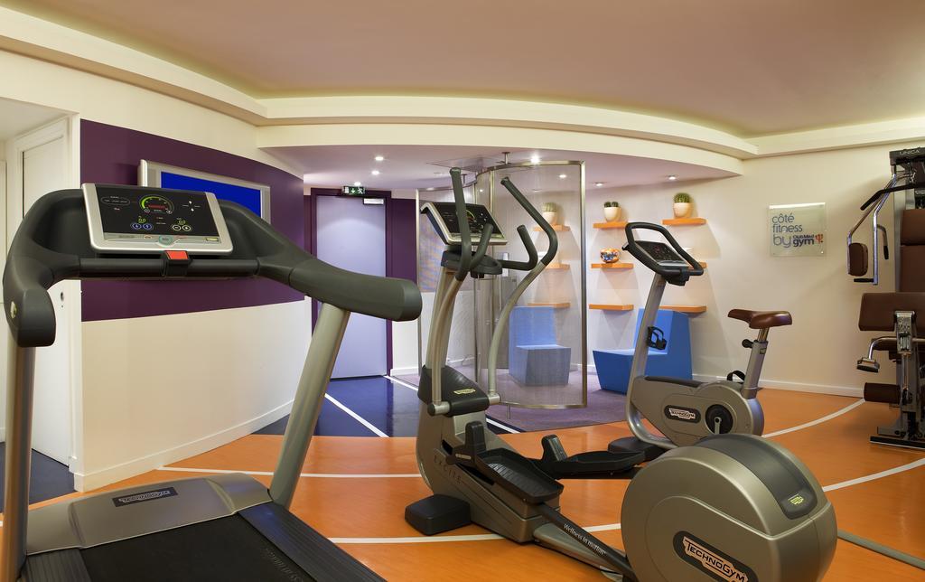 Novotel Paris La Defense Esplanade Hotel 4*